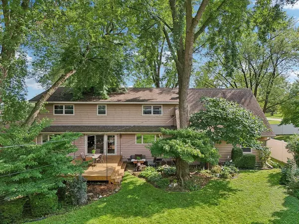 307 7th Street, Waunakee, WI 53597