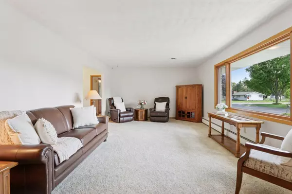 603 6th Street, Waunakee, WI 53597