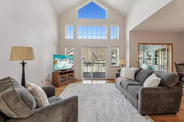 5627 Steeplechase Drive, Waunakee, WI 53597