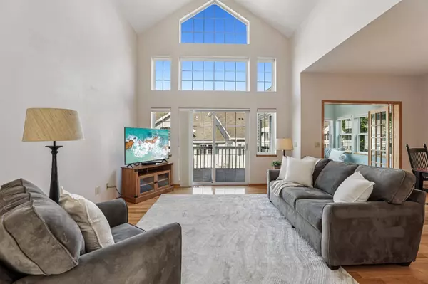 5627 Steeplechase Drive, Waunakee, WI 53597