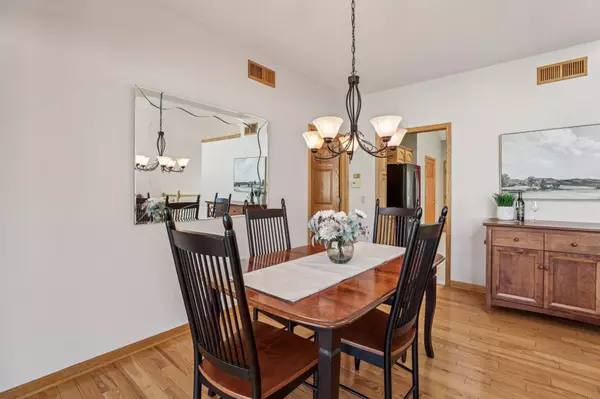 5627 Steeplechase Drive, Waunakee, WI 53597