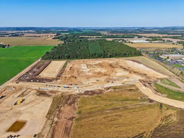 134 Goldenrod Way, Prairie Du Sac, WI 53578