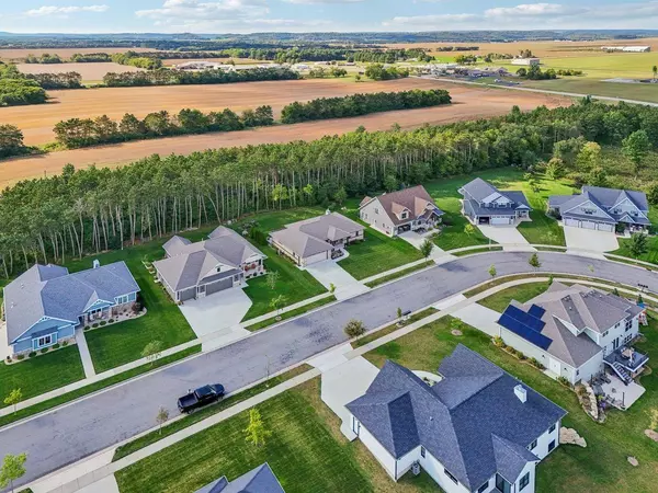 470 Brigham Lane, Prairie Du Sac, WI 53578