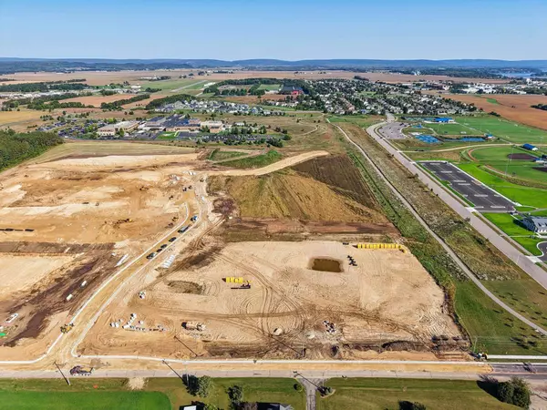 134 Goldenrod Way, Prairie Du Sac, WI 53578