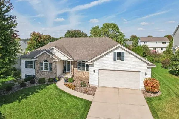 1005 Warrior Court, Waunakee, WI 53597