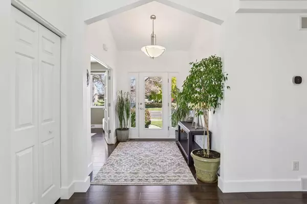 1104 N Fairbrook Drive, Waunakee, WI 53597