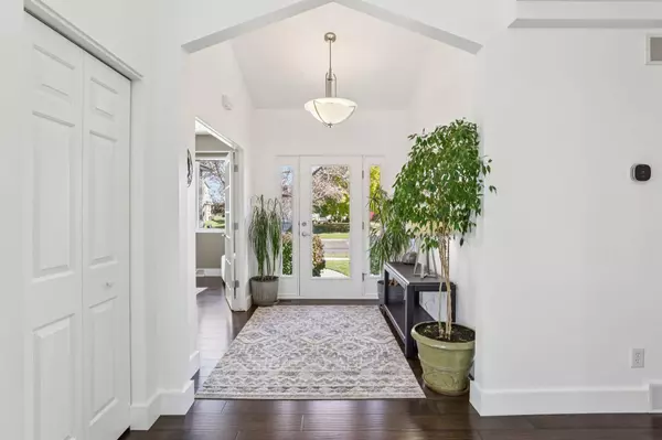 1104 N Fairbrook Drive, Waunakee, WI 53597