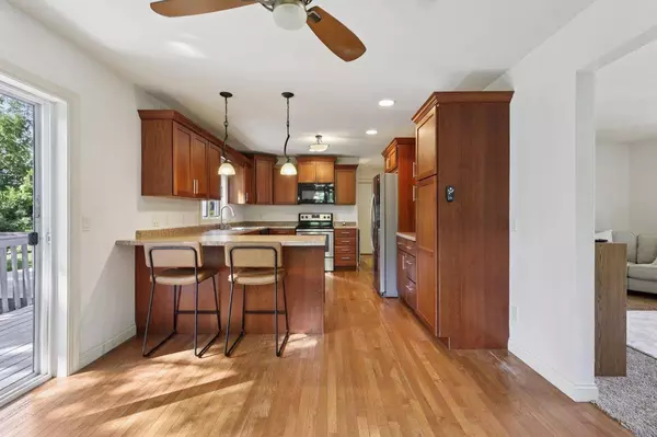 1007 Eric Lane, Waunakee, WI 53597