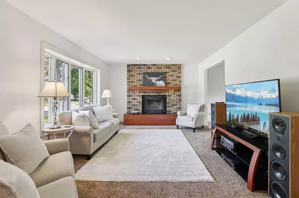 1007 Eric Lane, Waunakee, WI 53597