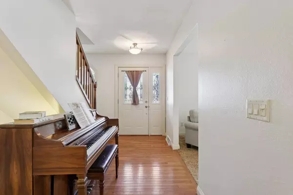 1007 Eric Lane, Waunakee, WI 53597