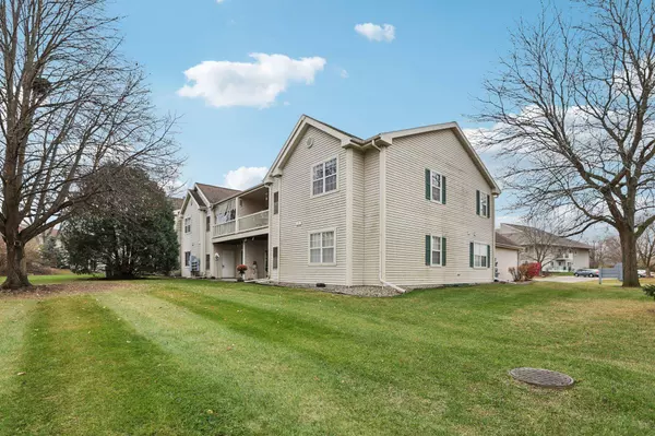 275 Kearney Way, Waunakee, WI 53597
