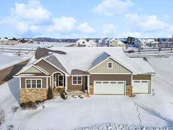 5830 Eagle Prairie Court, Middleton, WI 53597