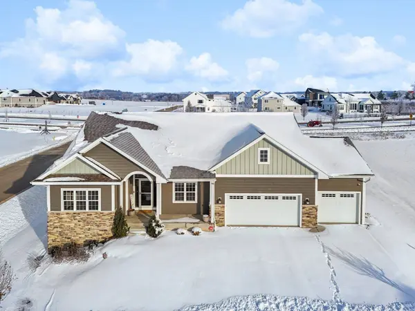 5830 Eagle Prairie Court, Middleton, WI 53597