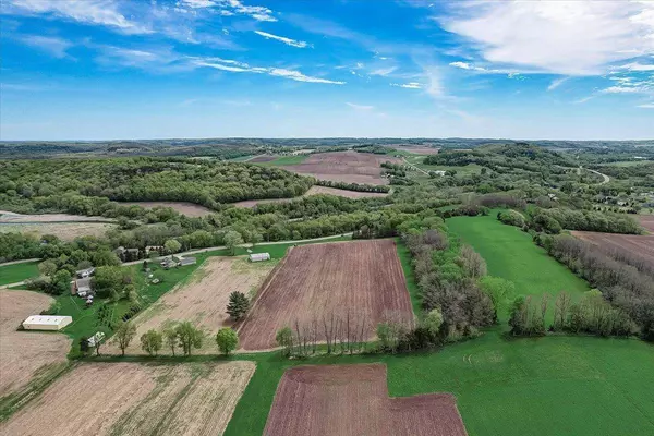 N1883 Highway 113, Lodi, WI 53555