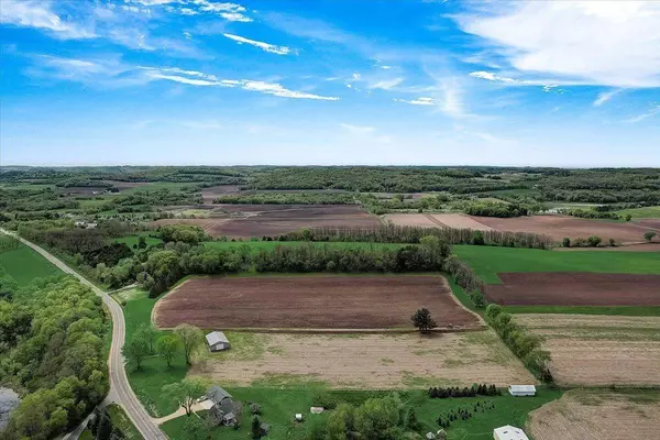 N1883 Highway 113, Lodi, WI 53555