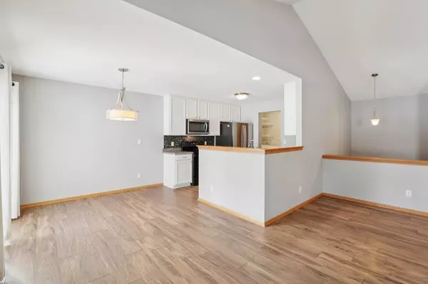 104 Ridgeline Drive, Columbus, WI 53925