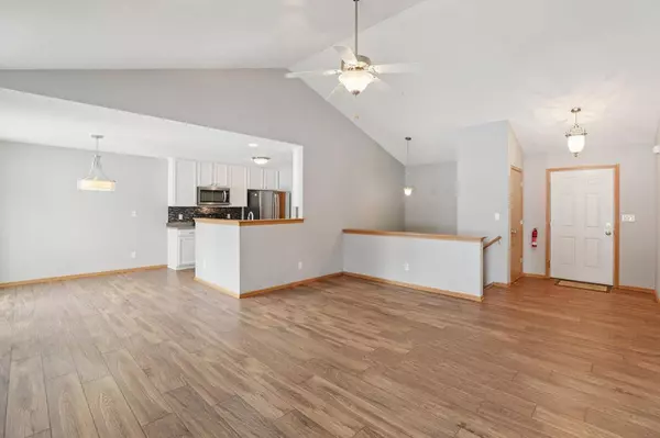 104 Ridgeline Drive, Columbus, WI 53925