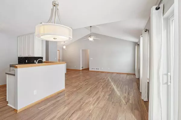 104 Ridgeline Drive, Columbus, WI 53925