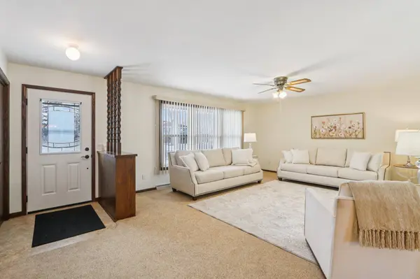 400 Raymond Road, Waunakee, WI 53597