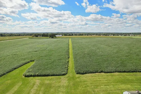 6889 and 6897 North Towne Road, Deforest, WI 53532