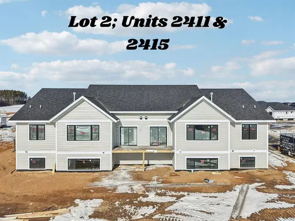 2411 Bluestem Crossing, Prairie Du Sac, WI 53578
