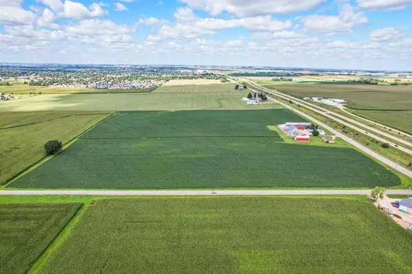 6889 and 6897 North Towne Road, Deforest, WI 53532