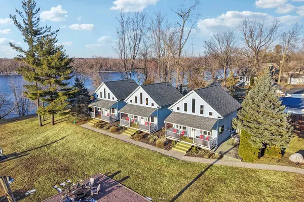 W9350 County Road V, Poynette, WI 53955