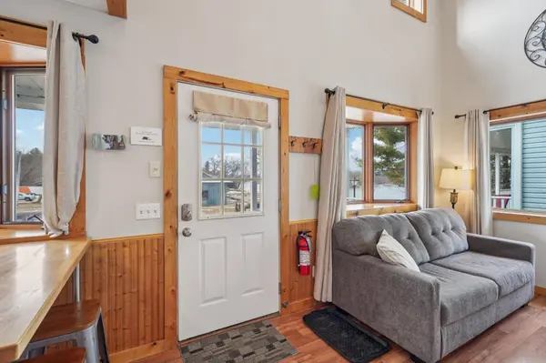 W9350 County Road V, Poynette, WI 53955