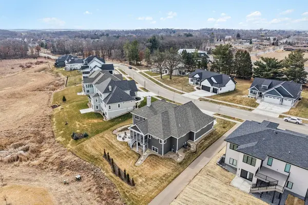 1208 Thistle Dew Lane, Waunakee, WI 53597