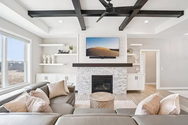 1208 Thistle Dew Lane, Waunakee, WI 53597