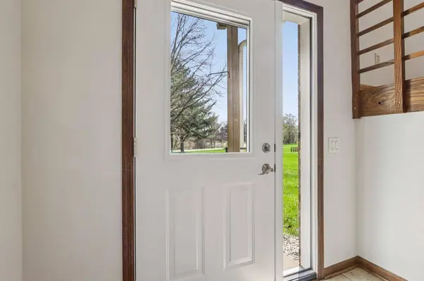 5963 Cherokee Valley Pass, Waunakee, WI 53597