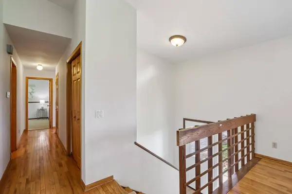 5963 Cherokee Valley Pass, Waunakee, WI 53597