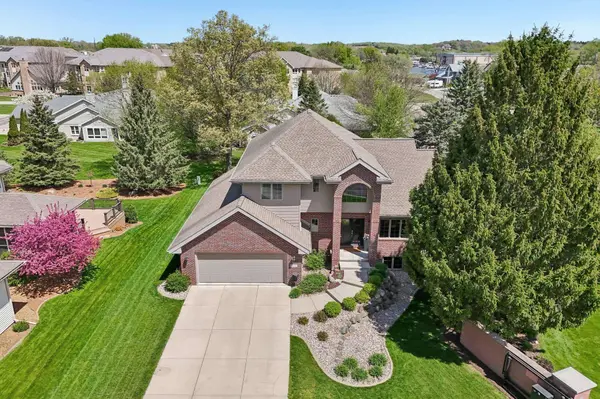 5476 Walden Bay Drive, Waunakee, WI 53597