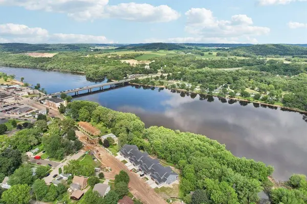 1002 Water Street, Sauk City, WI 53583
