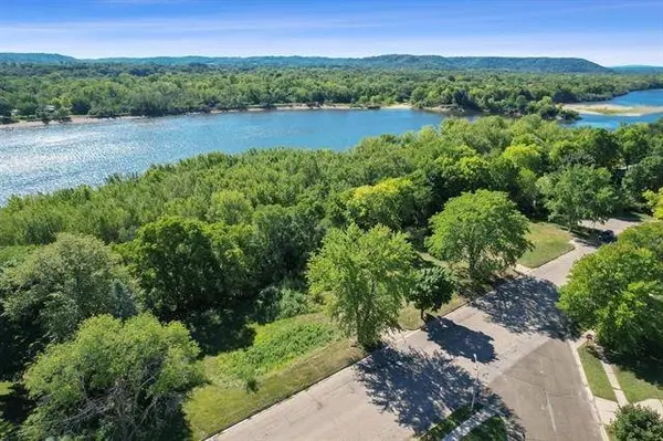 1002 Water Street, Sauk City, WI 53583