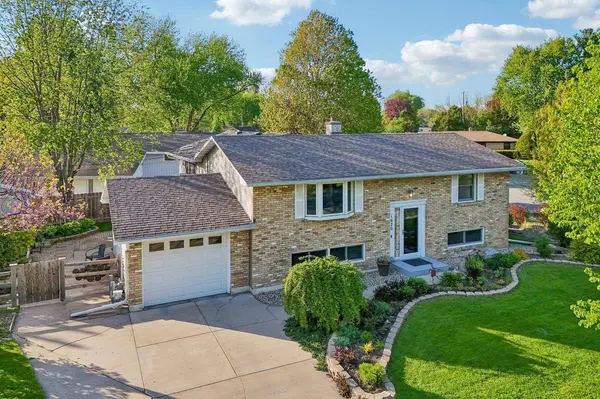 1620 Maple Street, Middleton, WI 53562