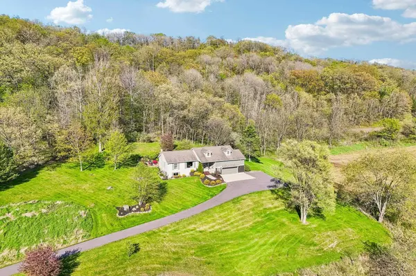S11610 Hazelnut Road, Spring Green, WI 53588
