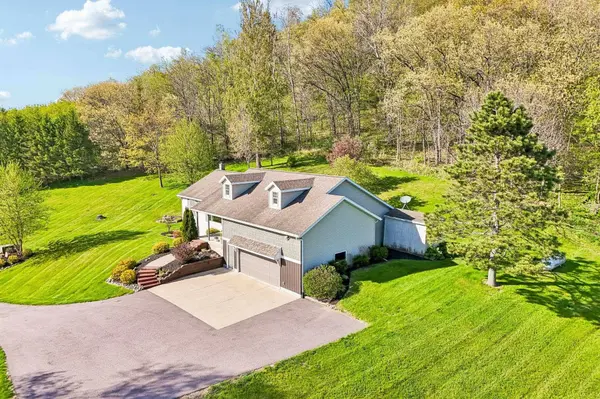 S11610 Hazelnut Road, Spring Green, WI 53588
