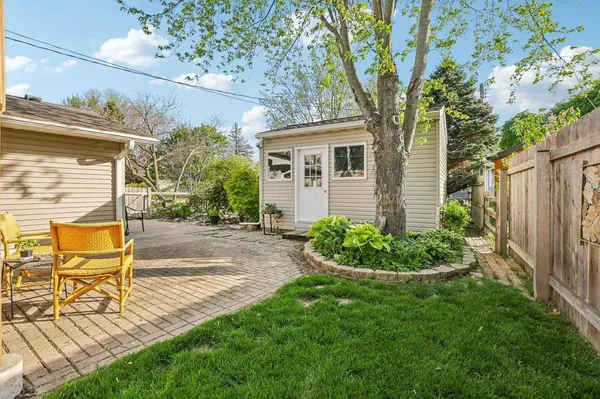 1620 Maple Street, Middleton, WI 53562