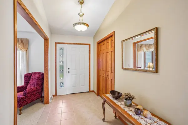 1004 Ganser Drive, Waunakee, WI 53597