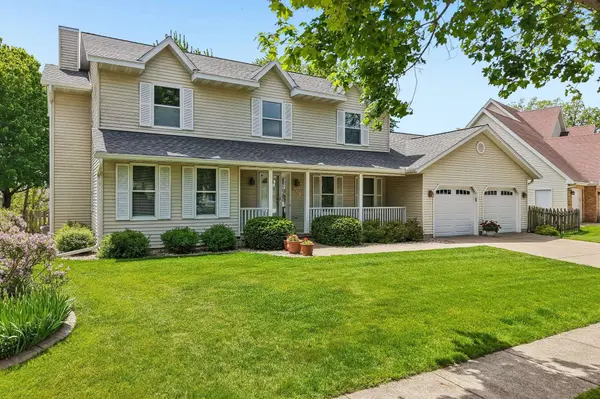 210 Fairbrook Drive, Waunakee, WI 53597