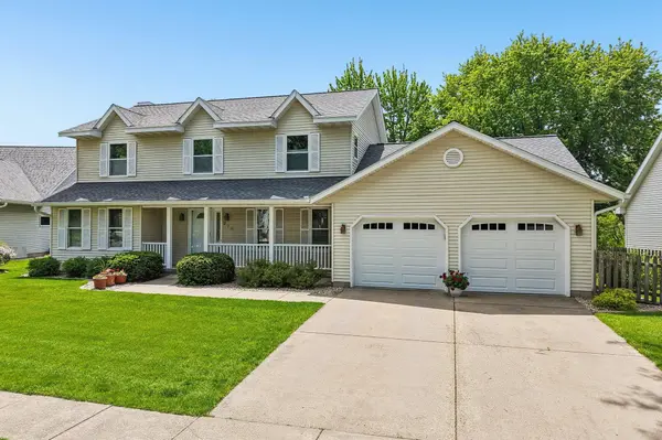 210 Fairbrook Drive, Waunakee, WI 53597