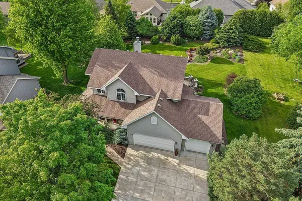 920 Lexington Way, Waunakee, WI 53597