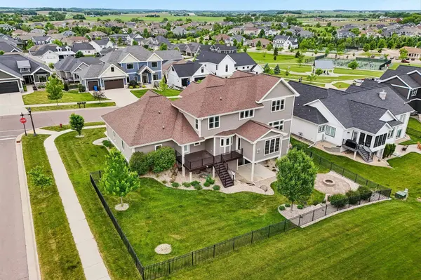 2401 Freshford Drive, Waunakee, WI 53597