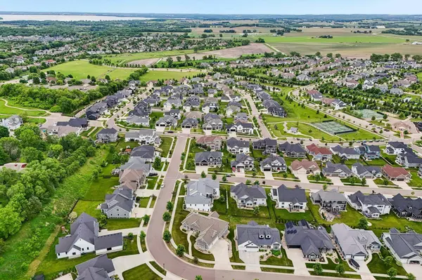 2401 Freshford Drive, Waunakee, WI 53597