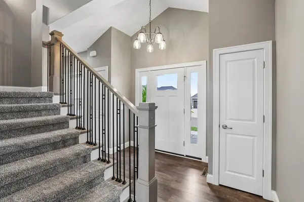 2401 Freshford Drive, Waunakee, WI 53597