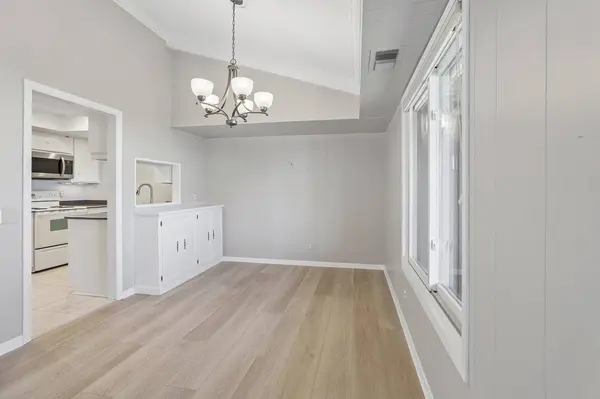 2843 Century Harbor Road #4, Middleton, WI 53562