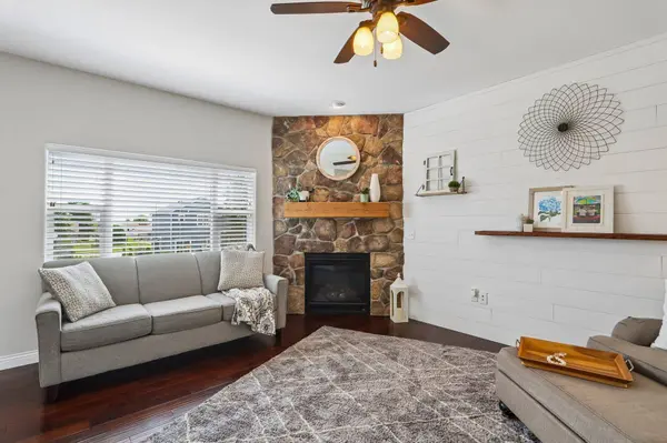 406 Chelsea Way, Dane, WI 53529