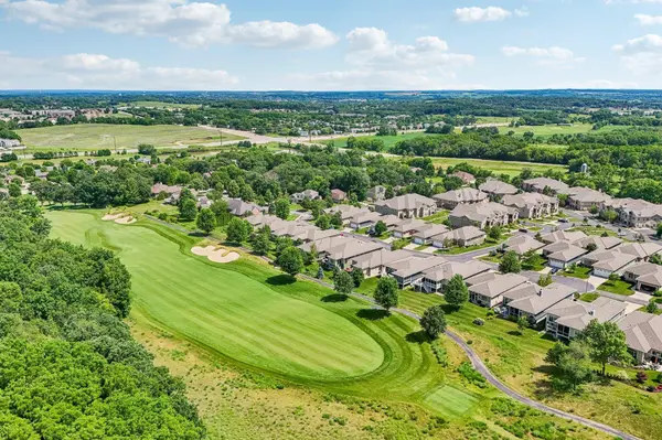 9007 Royal Oaks Circle, Madison, WI 53593