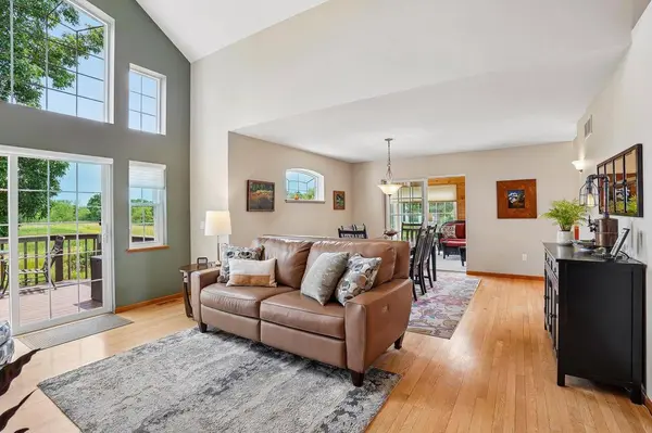 5652 Steeplechase Drive, Waunakee, WI 53597